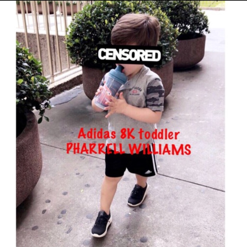 Like NEW adidas Originals toddler boy size 8 shoe